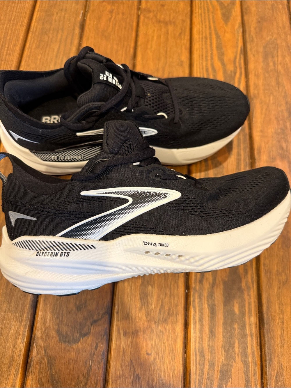 Brooks Black and White Glycerin GTS Men's Athletic Running Shoes